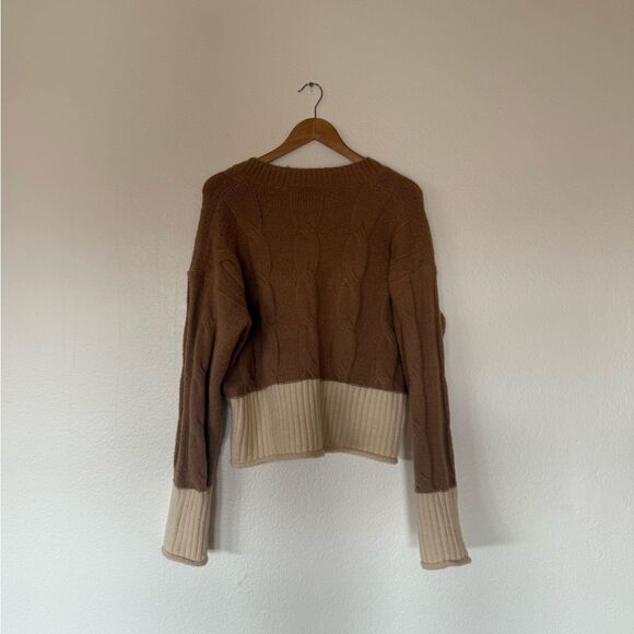 Colorblock sweater - Picture 3 of 3